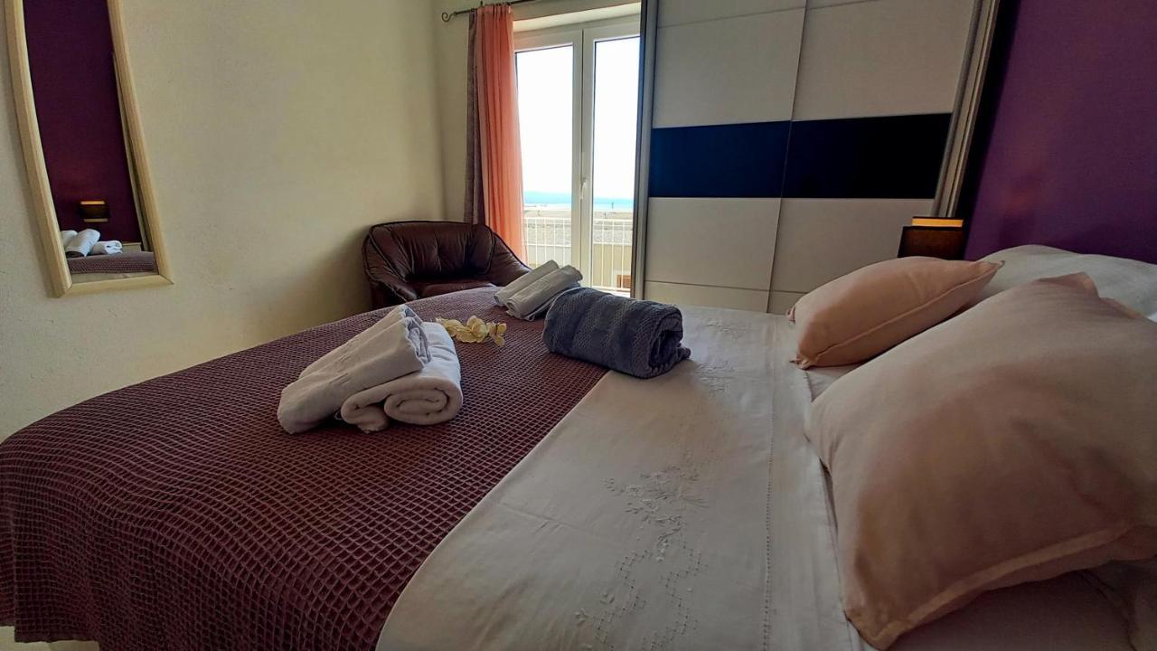 Apartmani Omrcen 바스카보다 외부 사진